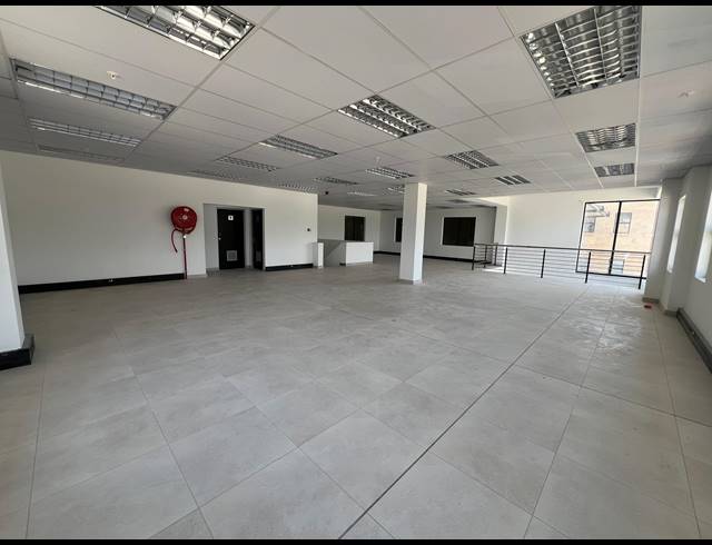 2,317M² WAREHOUSE FOR SALE IN MULDERSDRIFT